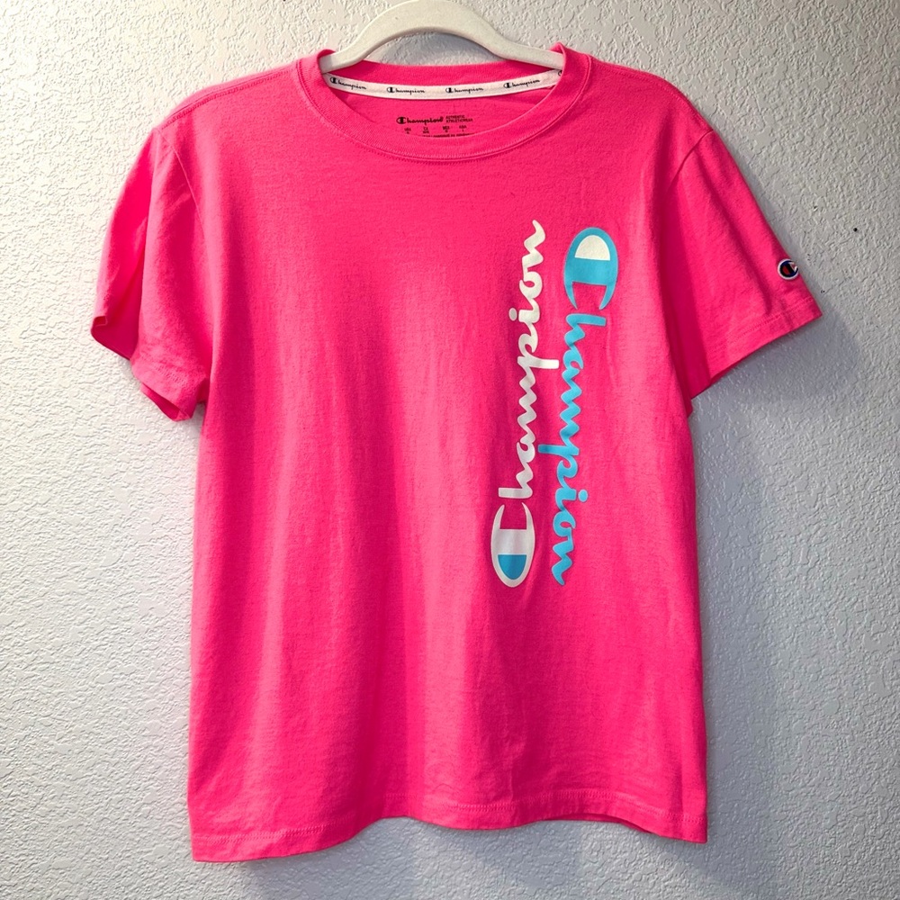 Champion Women’s Graphic Logo T-Shirt – Hot Pink